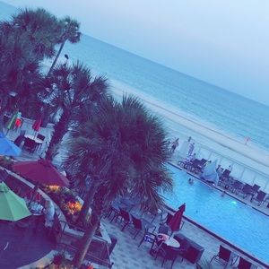 Meet your Posher, Sam